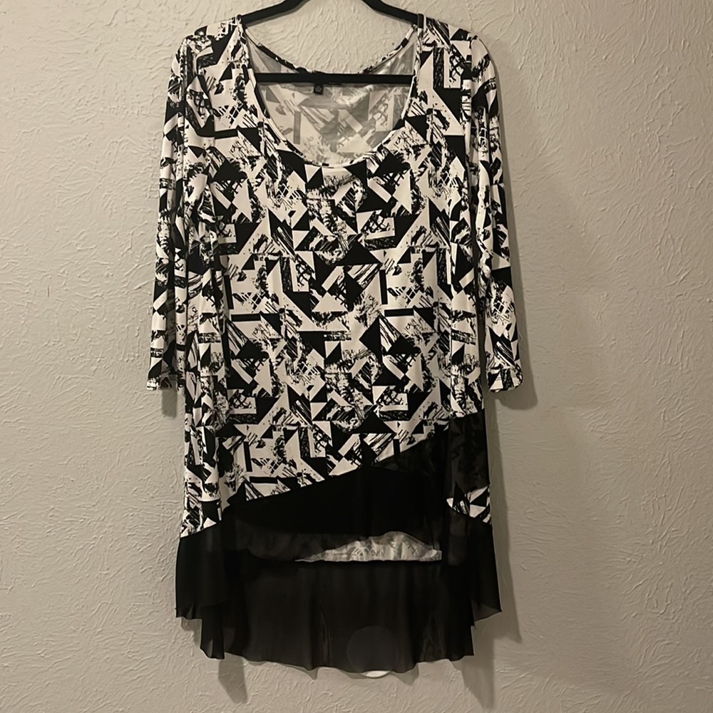 Cable & Gauge Geometric printed tunic